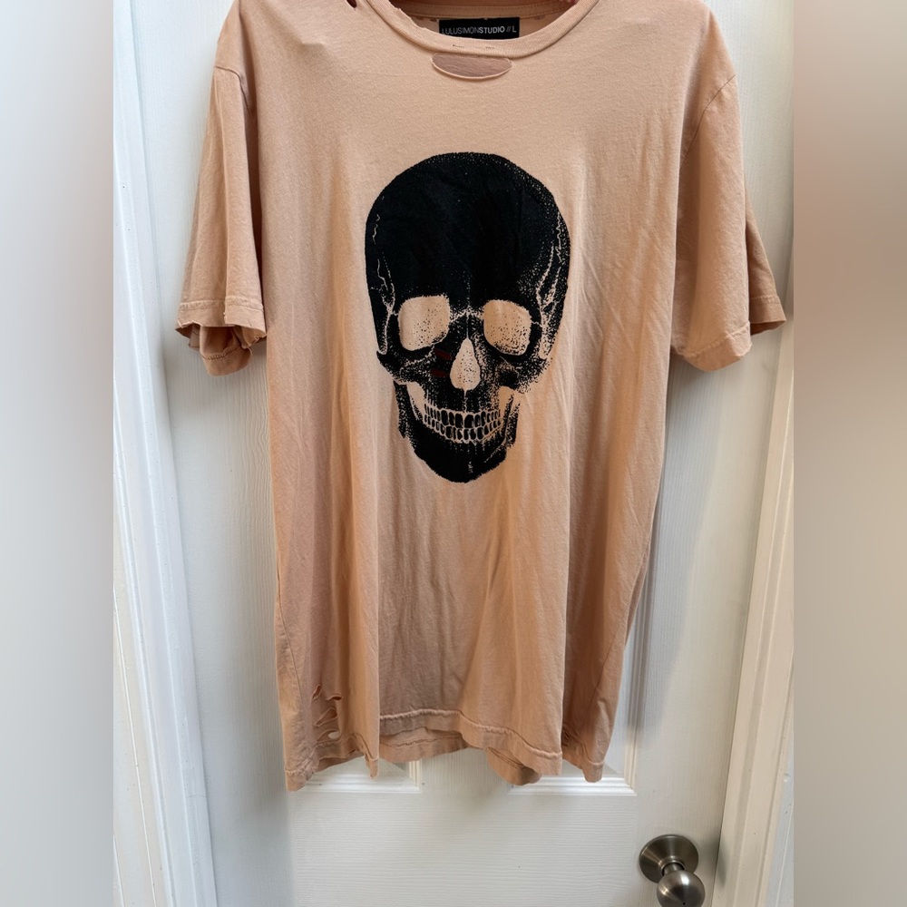 Tan Skull Graphic Women's Tee